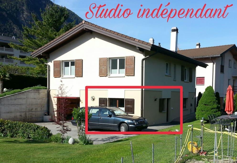 Studio Independant A Grône Екстериор снимка